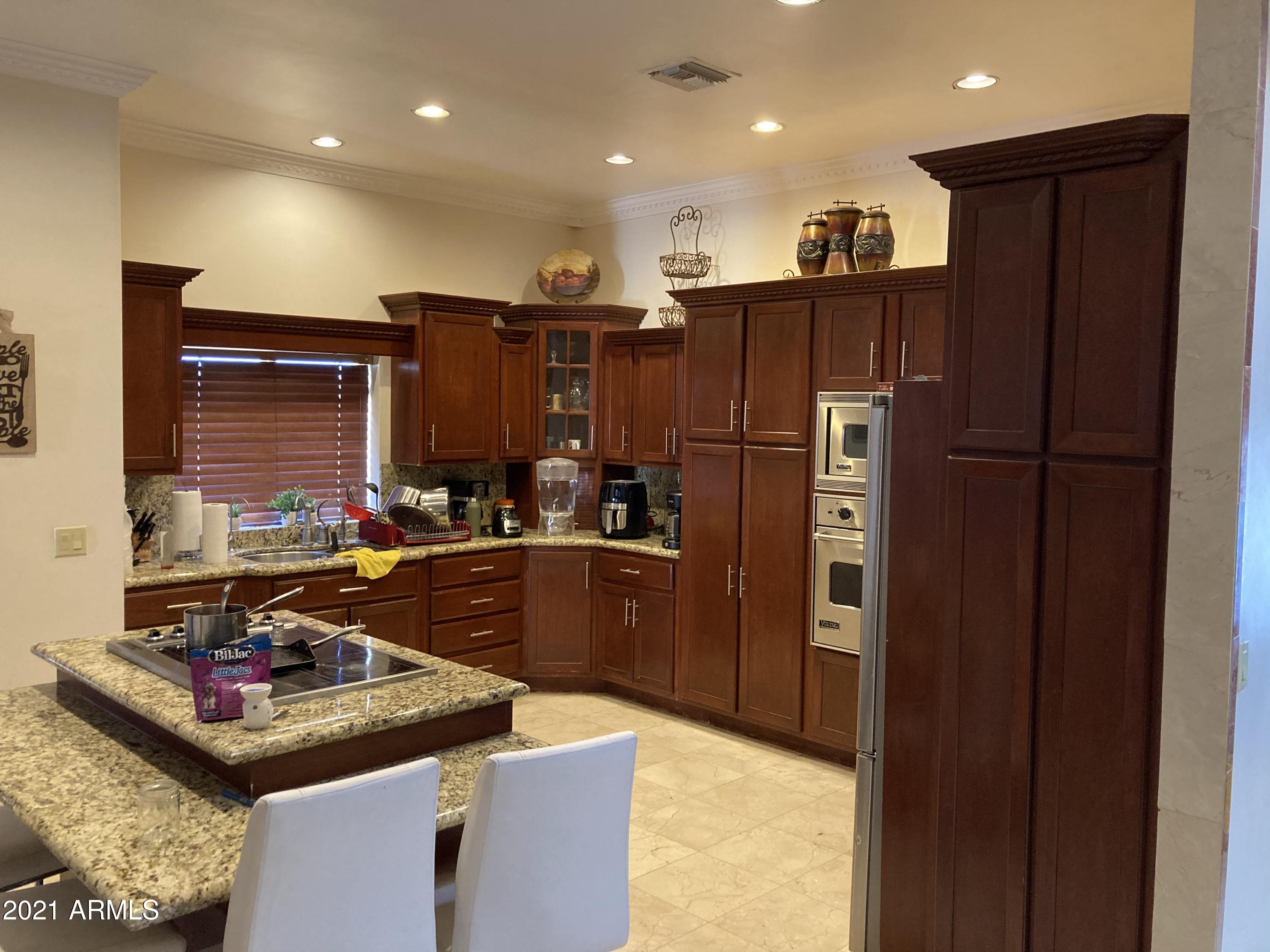 189 Navio Court Rio Rico, AZ 85648 - Photo 17 of 37 Kitchen 3