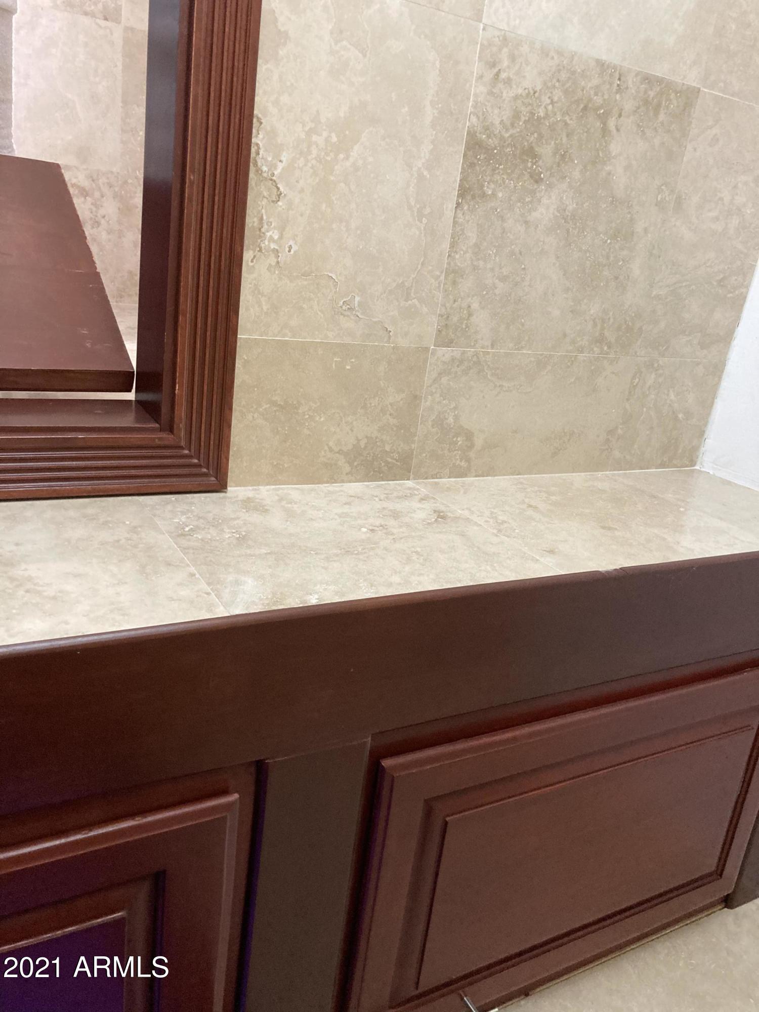 189 Navio Court Rio Rico, AZ 85648 - Photo 26 of 37 Bathroom 2