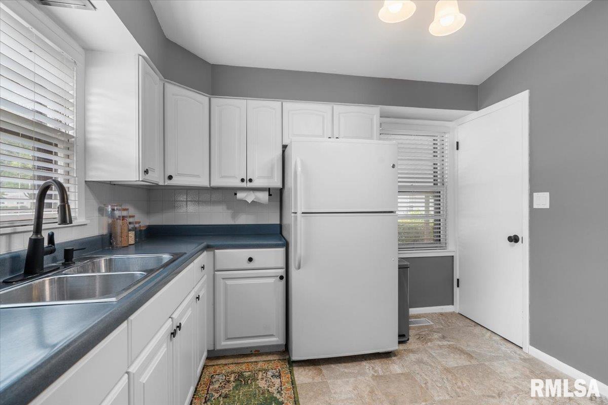 1816 Grant Street Springfield, IL 62703 - Photo 9 of 33 Gallery Image 9