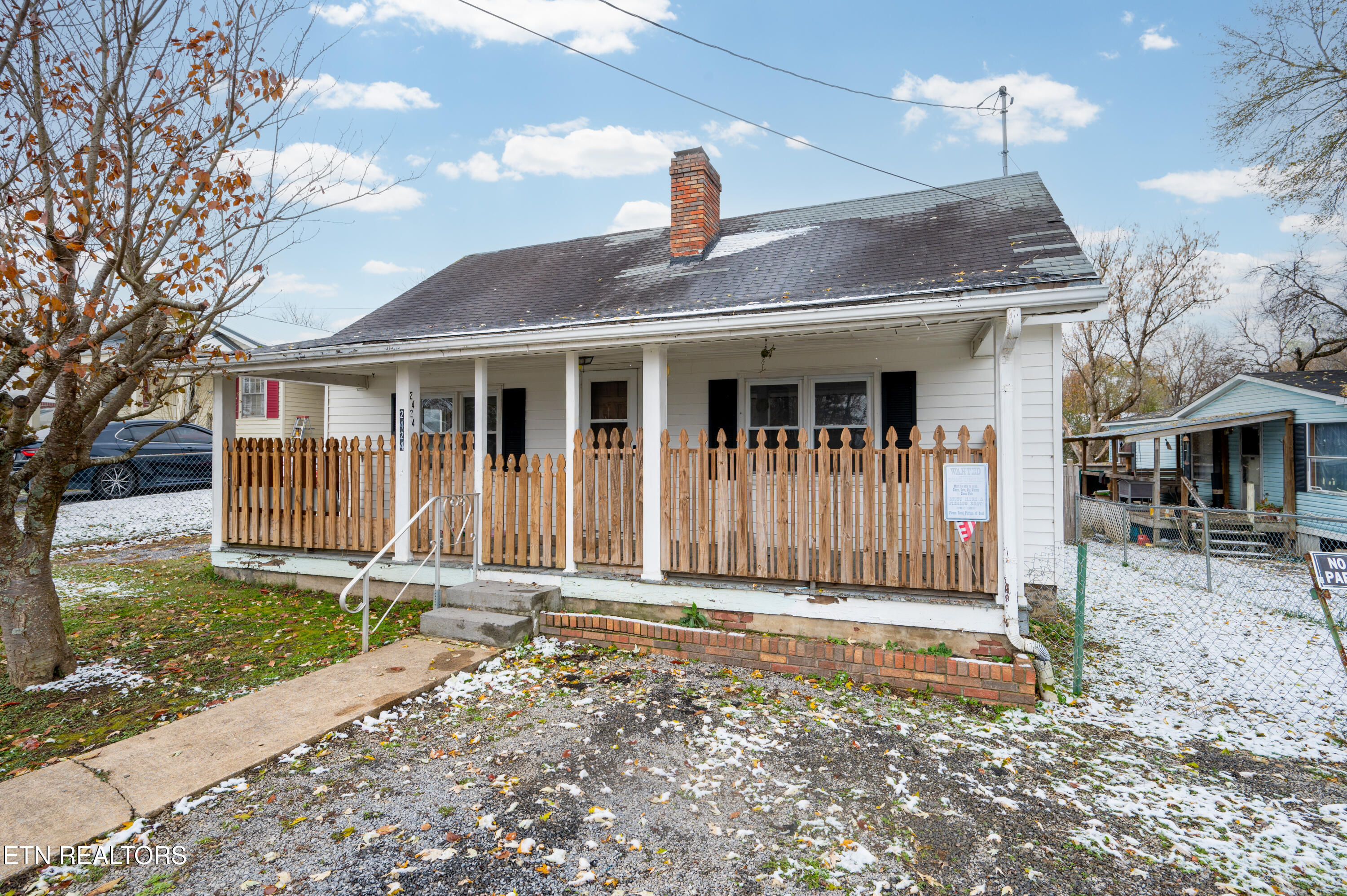 2424 Idle Hour Road Kingsport, TN 37660 - Photo 1 of 34 Idle Hour-1