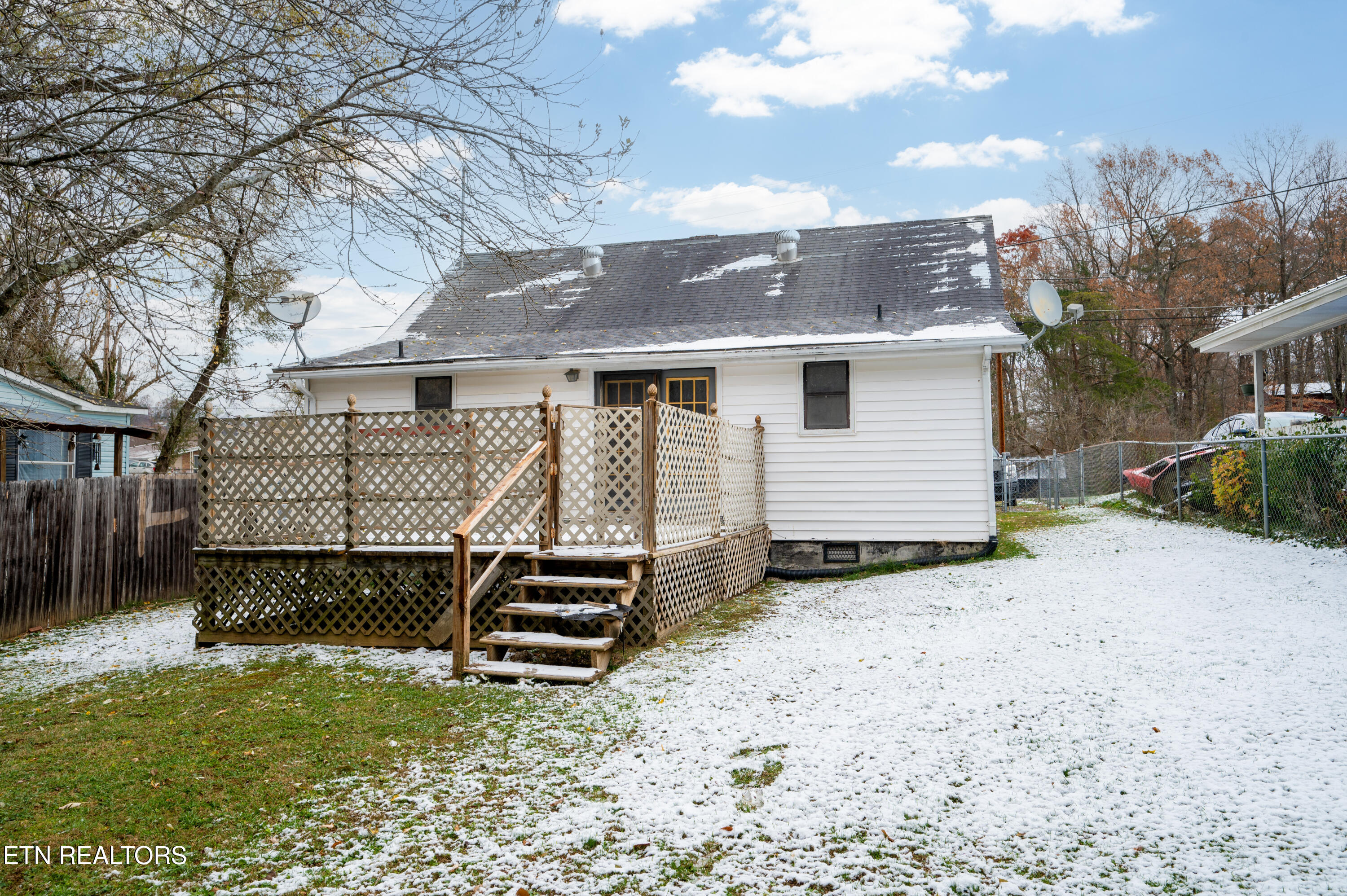 2424 Idle Hour Road Kingsport, TN 37660 - Photo 25 of 34 Idle Hour-8