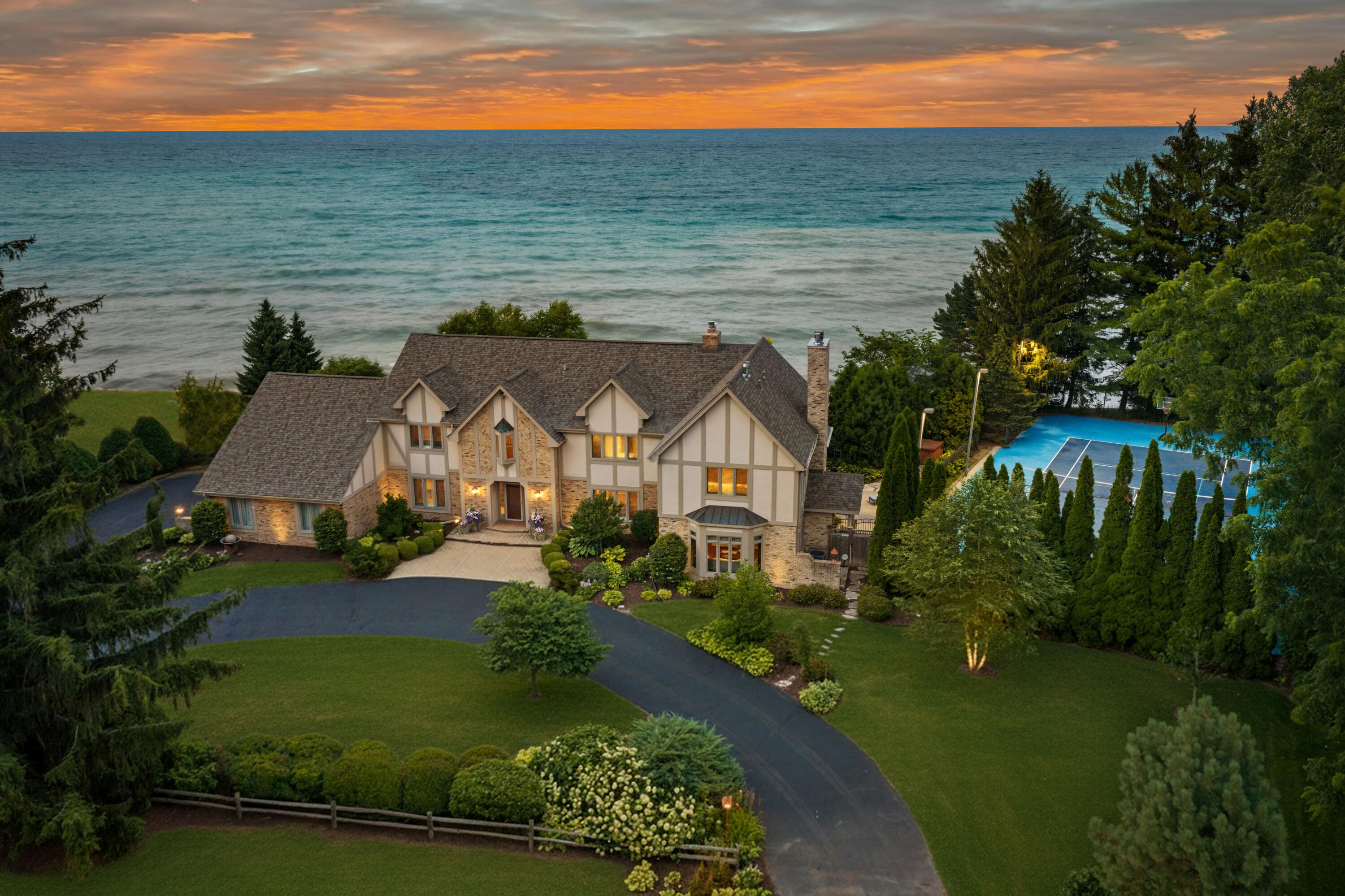 704 Waters Edge Road Caledonia, WI 53402 - Photo 8 of 71 1.5 Acre Private Estate