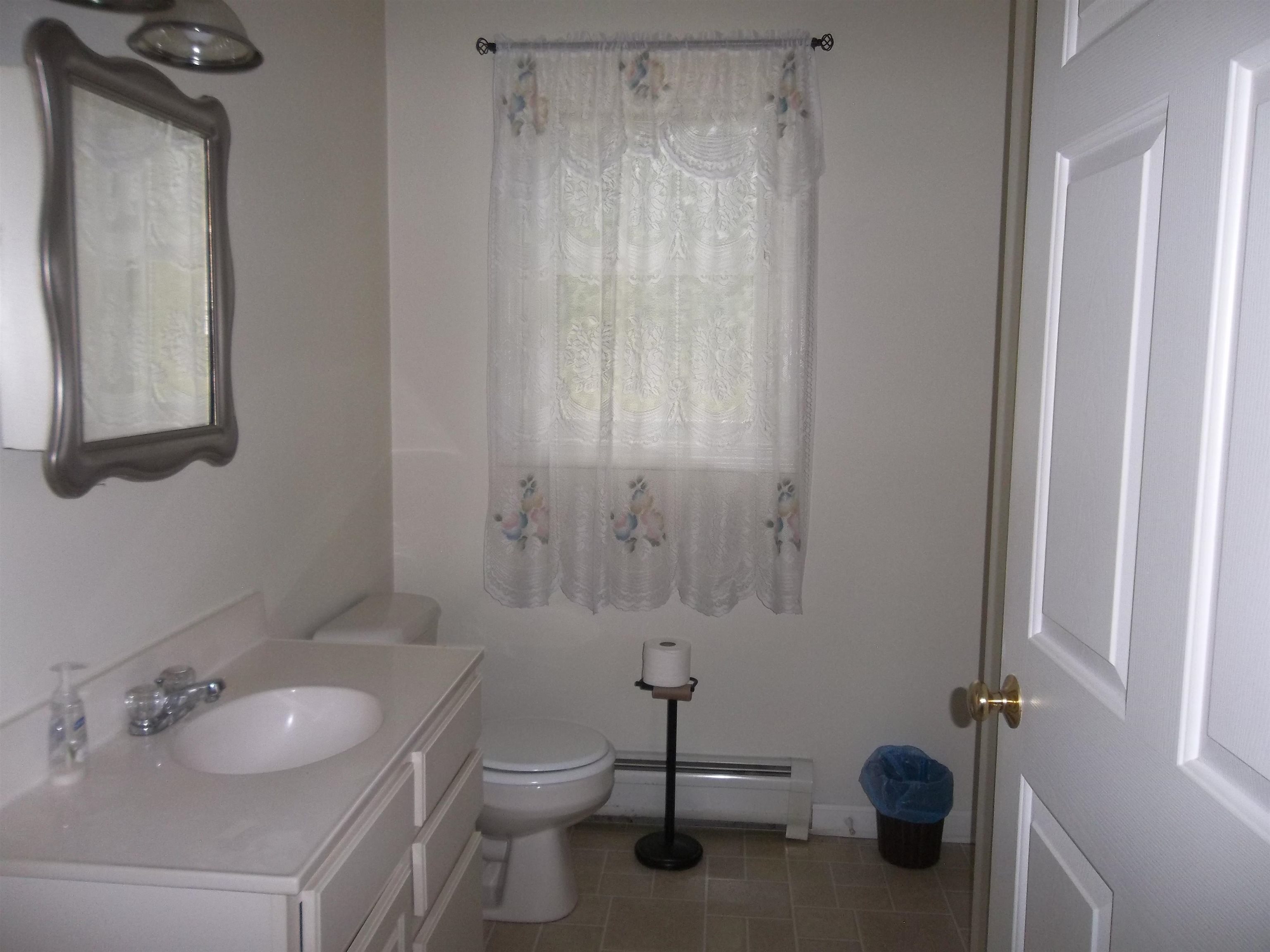 82 Ridge Road Barnstead, NH 03225 - Photo 10 of 29 Gallery Image 10