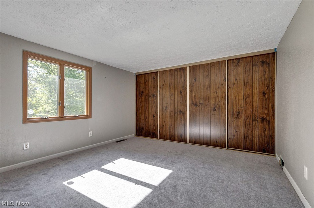 9985 Prospect Road Strongsville, OH 44149 - Photo 12 of 41