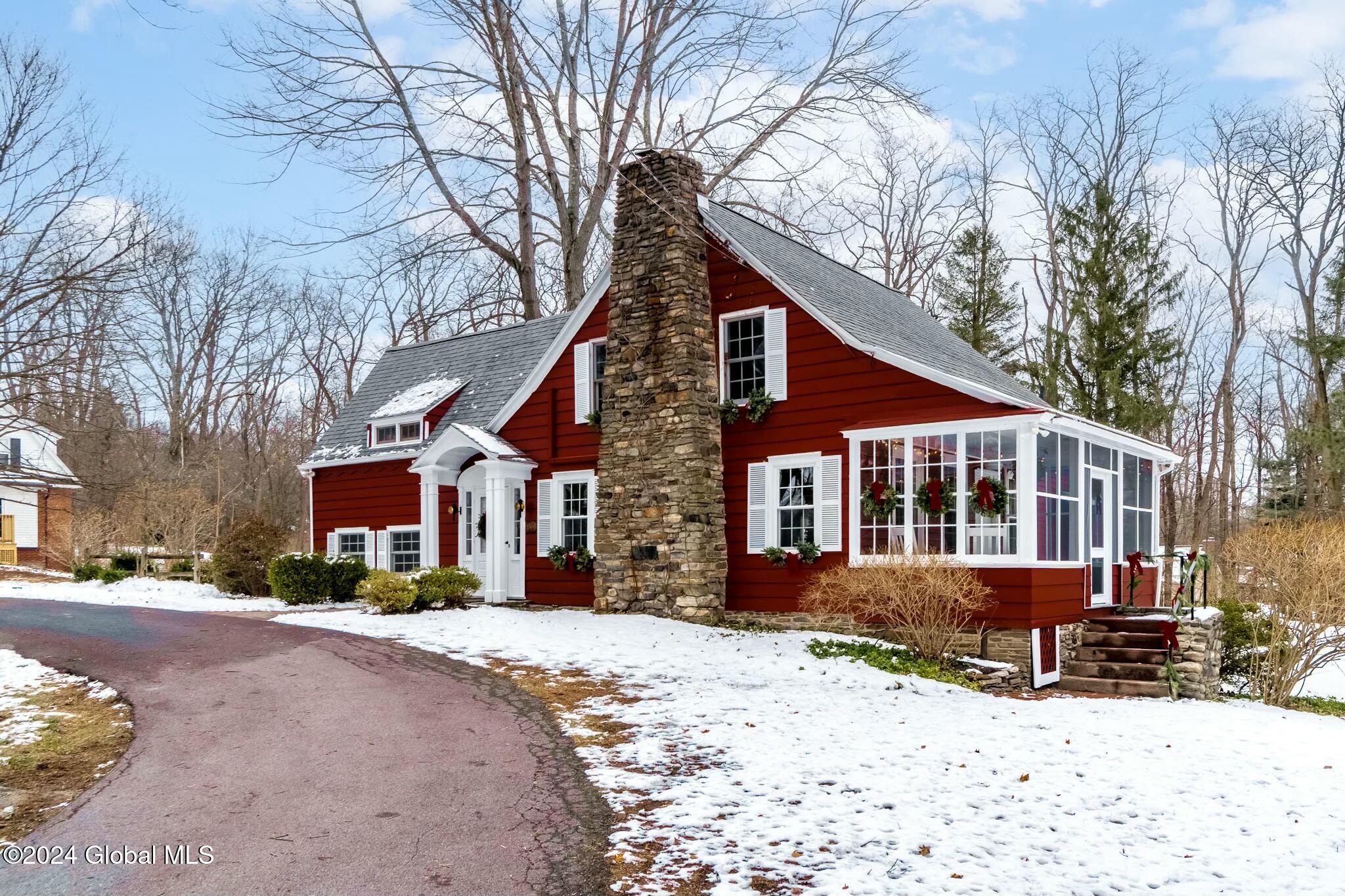 32 Spring Road Glenville, NY 12302 - Photo 2 of 92 tempImageZ8FwfL
