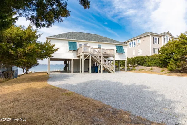 $1,375,000 | 1810 Emerald Drive, Emerald Isle, NC 28594
