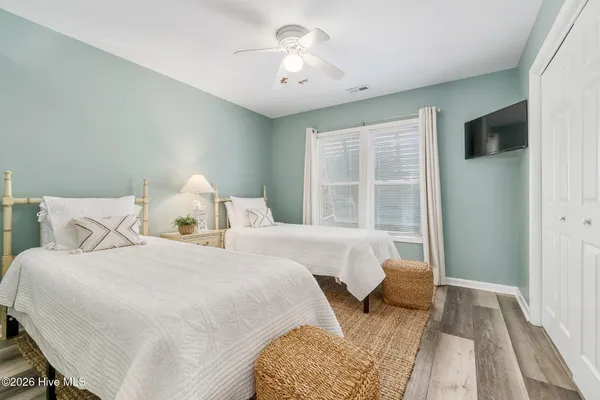 $1,375,000 | 1810 Emerald Drive, Emerald Isle, NC 28594