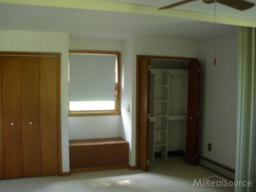 2300 Riley Center Road Memphis, MI 48041 - Photo 27 of 30 31197448-26.JPG