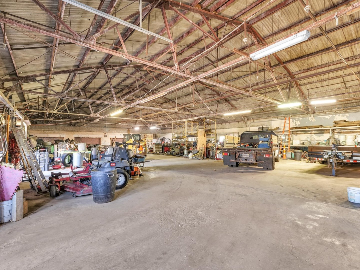 121 Neal Drive, Unit 1 Rantoul, IL 61866 - Photo 25 of 30 a view of parking garage with cars