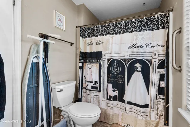 $1,295,000 | 7535 North Mt Carrol Street, Dalton Gardens, ID 83815