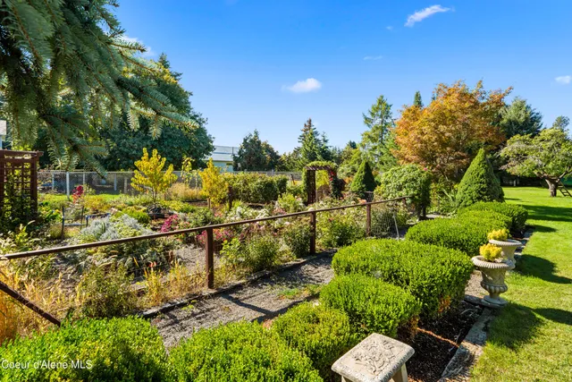 $1,295,000 | 7535 North Mt Carrol Street, Dalton Gardens, ID 83815