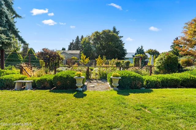 $1,295,000 | 7535 North Mt Carrol Street, Dalton Gardens, ID 83815