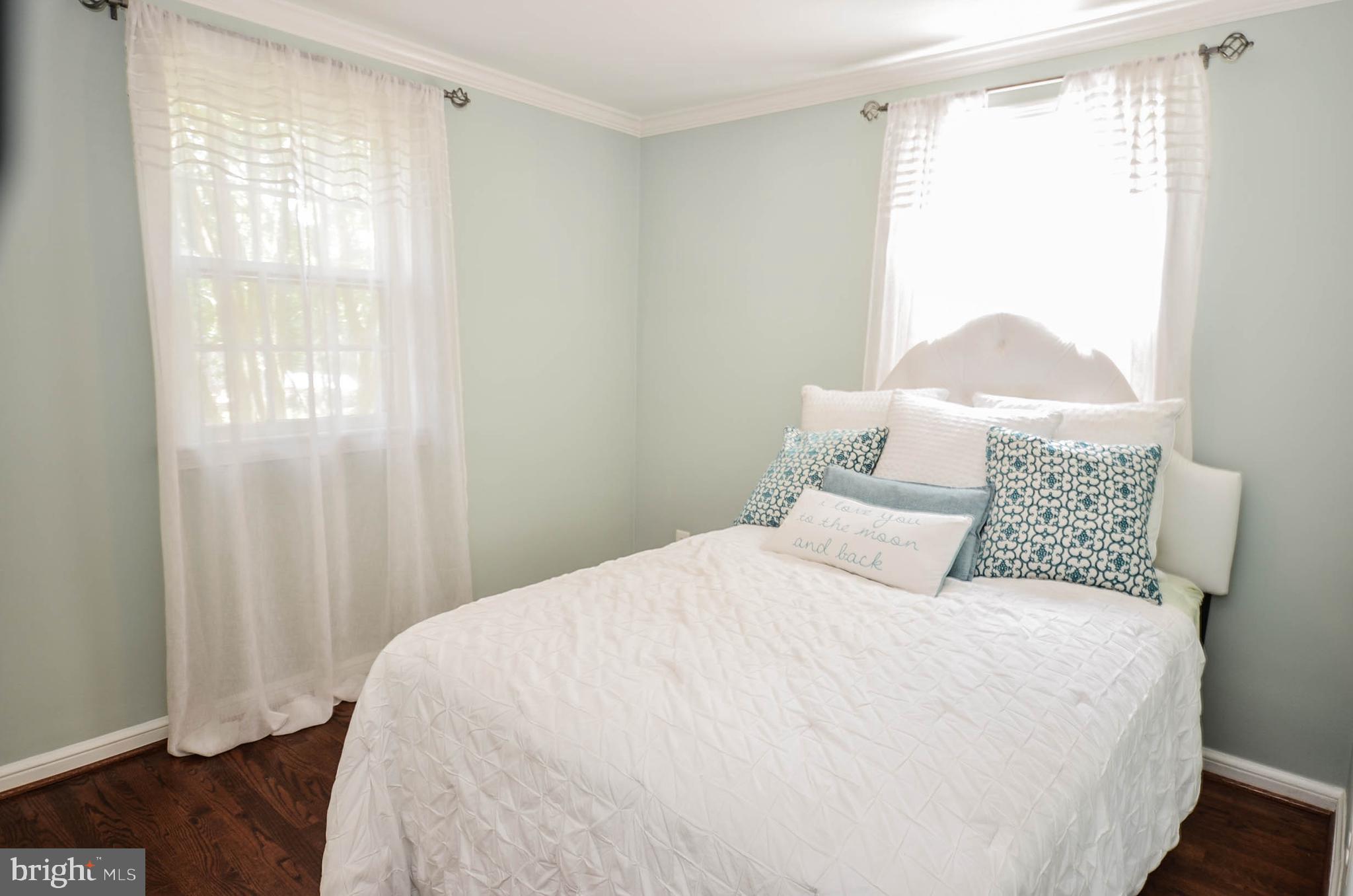 9912 Capitol View Avenue Silver Spring, MD 20910 - Photo 9 of 35 Gallery Image 9