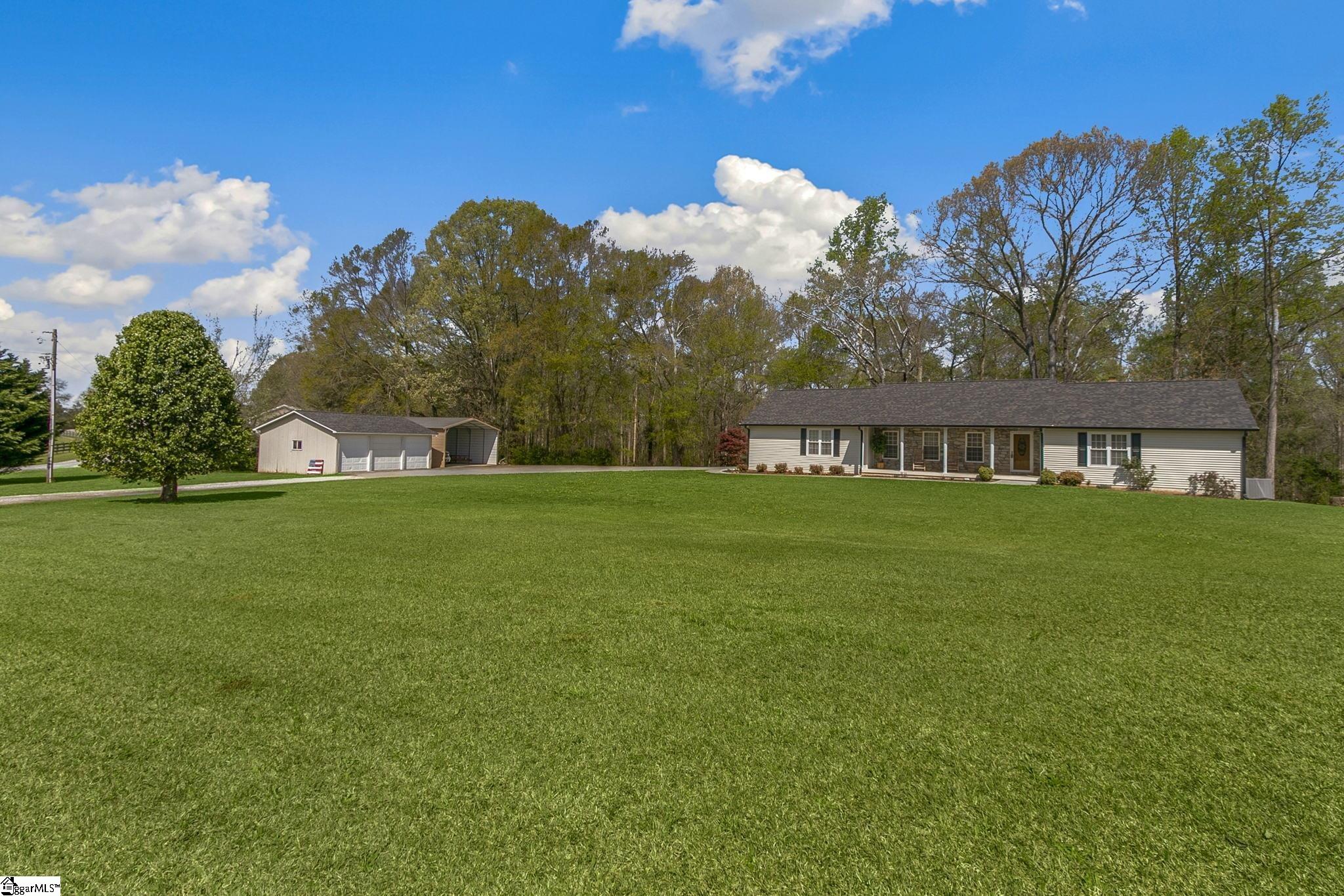 931 West Pine Grove Road Seneca, SC 29678 - Photo 6 of 36 Gallery Image 6