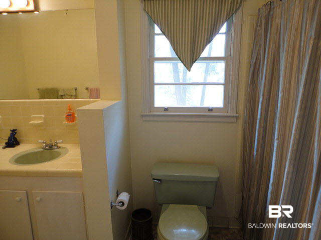 455 Ivy Circle Fairhope, AL 36532 - Photo 18 of 28 Bath 2