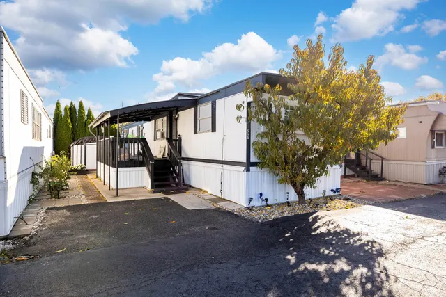 $26,000 | 9001 South Cicero Avenue, Unit 227, Oak Lawn, IL 60453