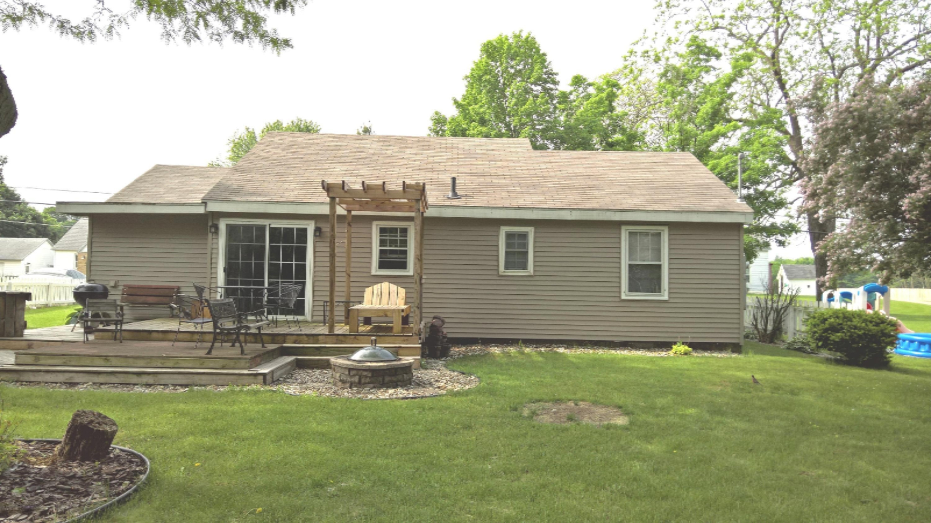 4695 Territorial Road Benton Harbor, MI 49022 - Photo 8 of 21 WP_20160526_10_49_44_Pro