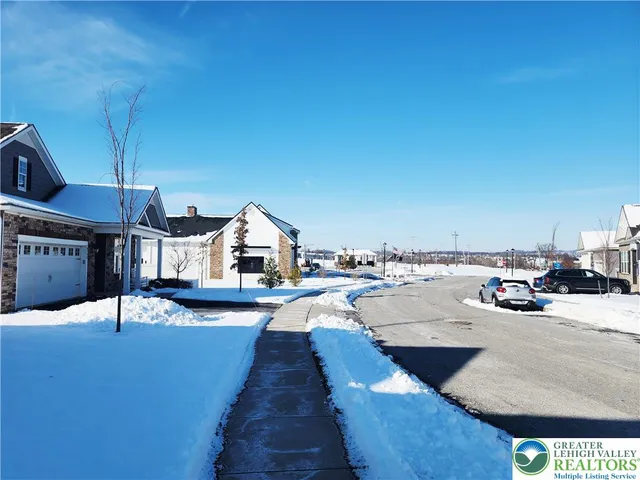 $2,300 | 8142 Century Boulevard, Breinigsville, PA 18031