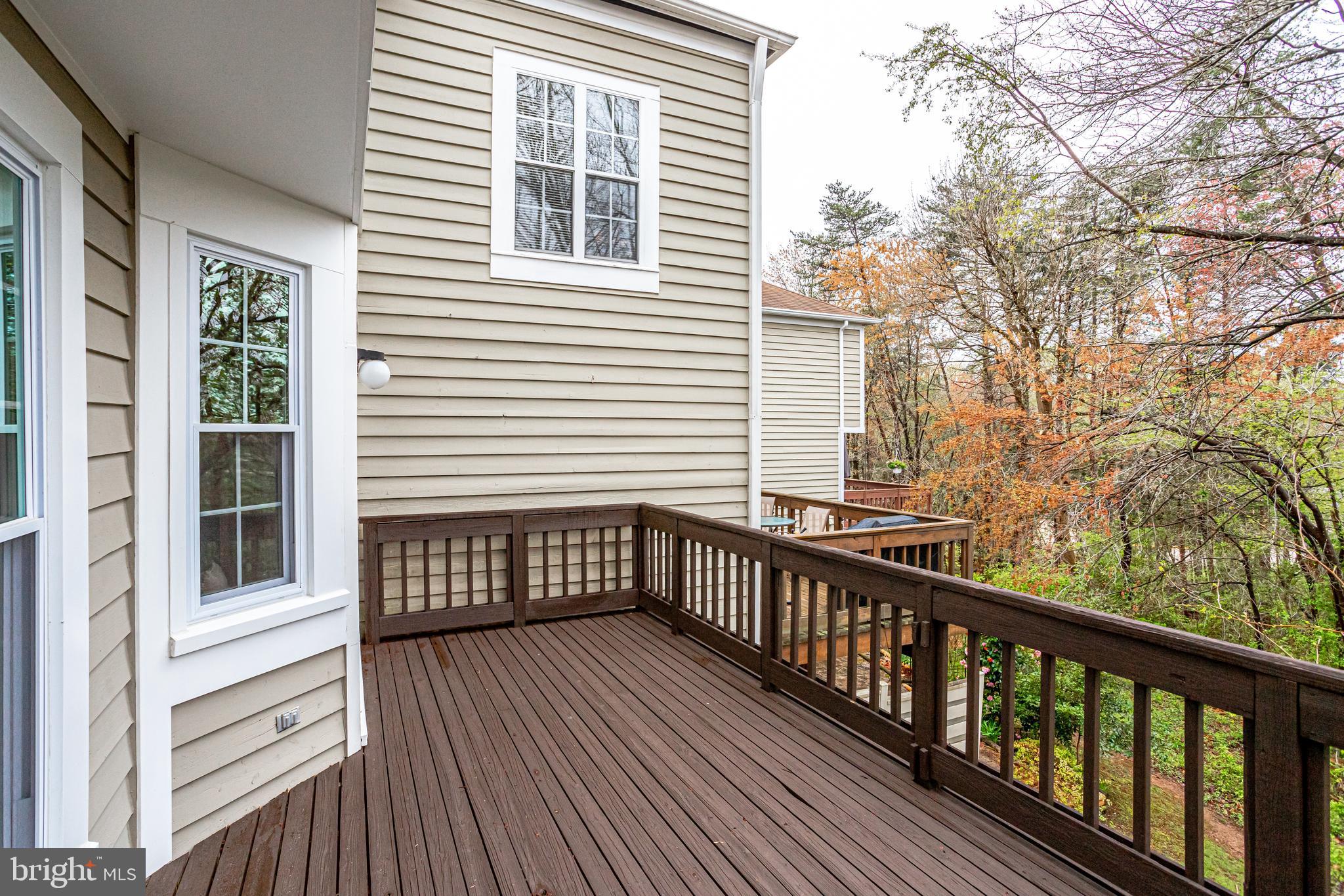 1514 Deer Point Way Reston, VA 20194 - Photo 11 of 81