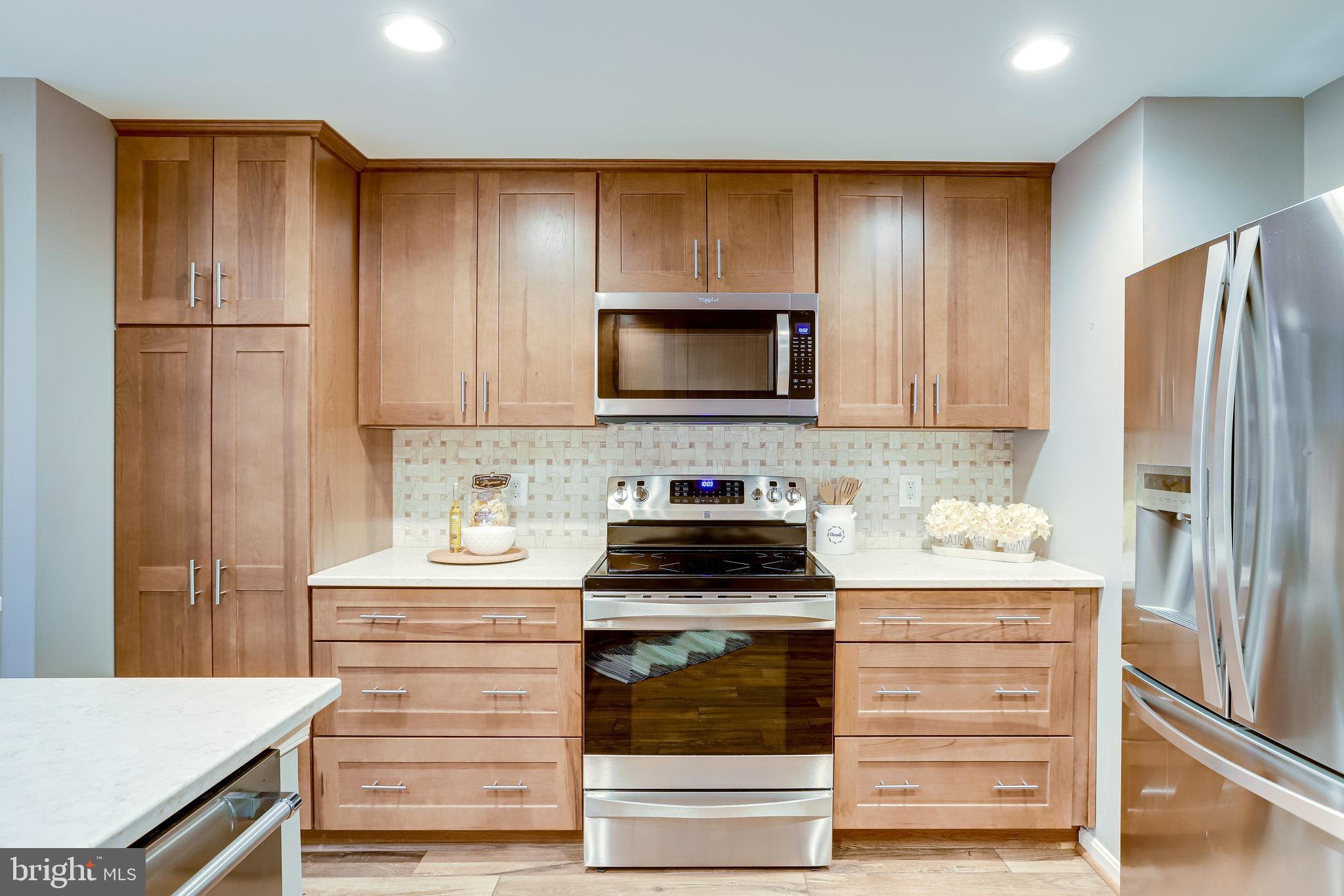 1514 Deer Point Way Reston, VA 20194 - Photo 16 of 81 Stunning Farmhouse feel with built in pantry
