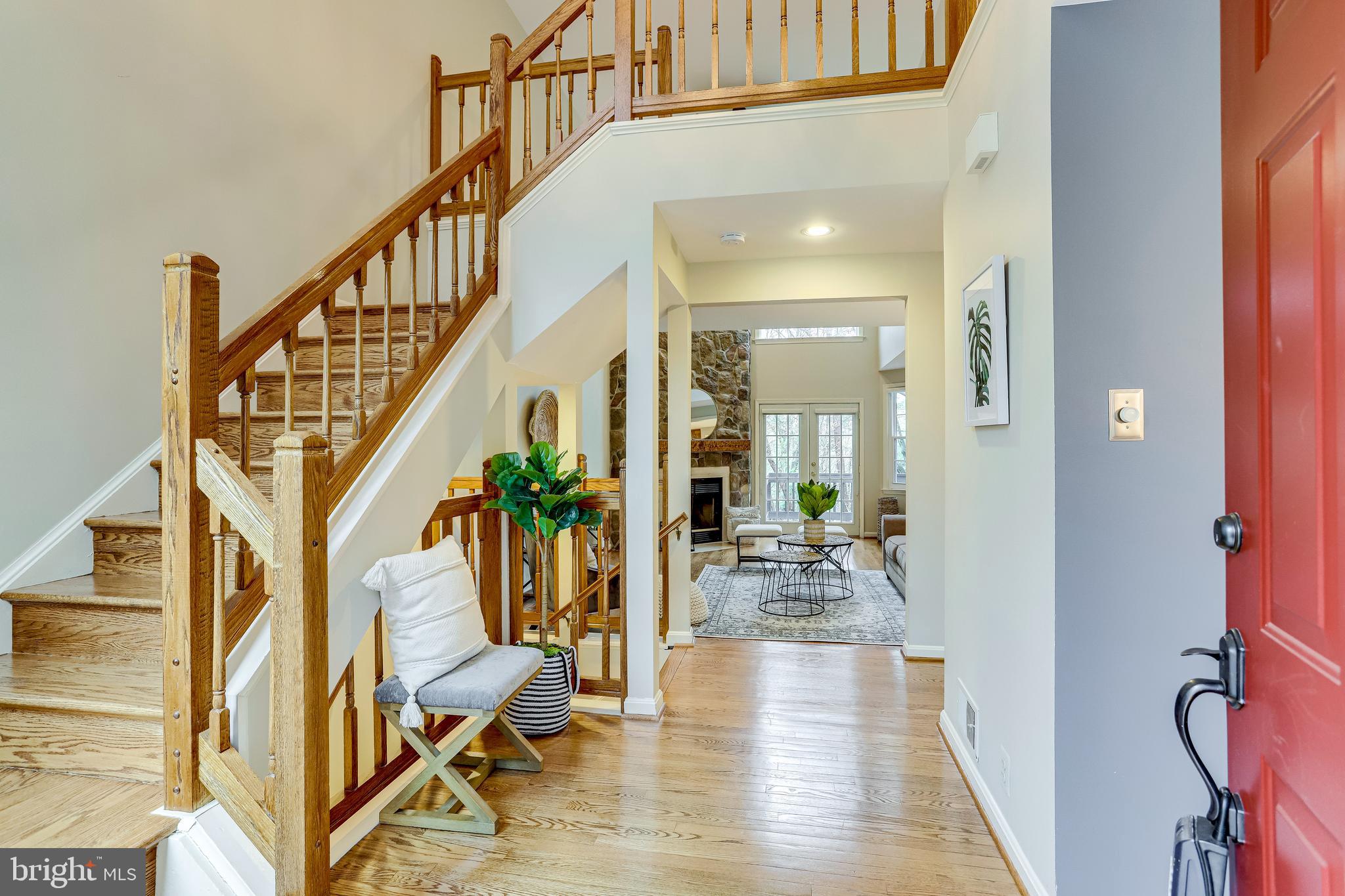 1514 Deer Point Way Reston, VA 20194 - Photo 3 of 81 Stunning and Rare 2 Story Open Foyer