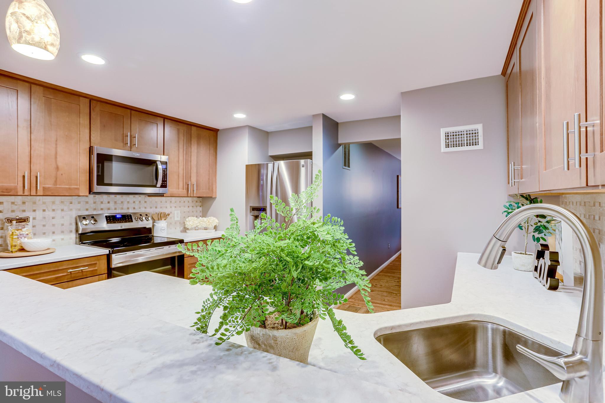 1514 Deer Point Way Reston, VA 20194 - Photo 23 of 81