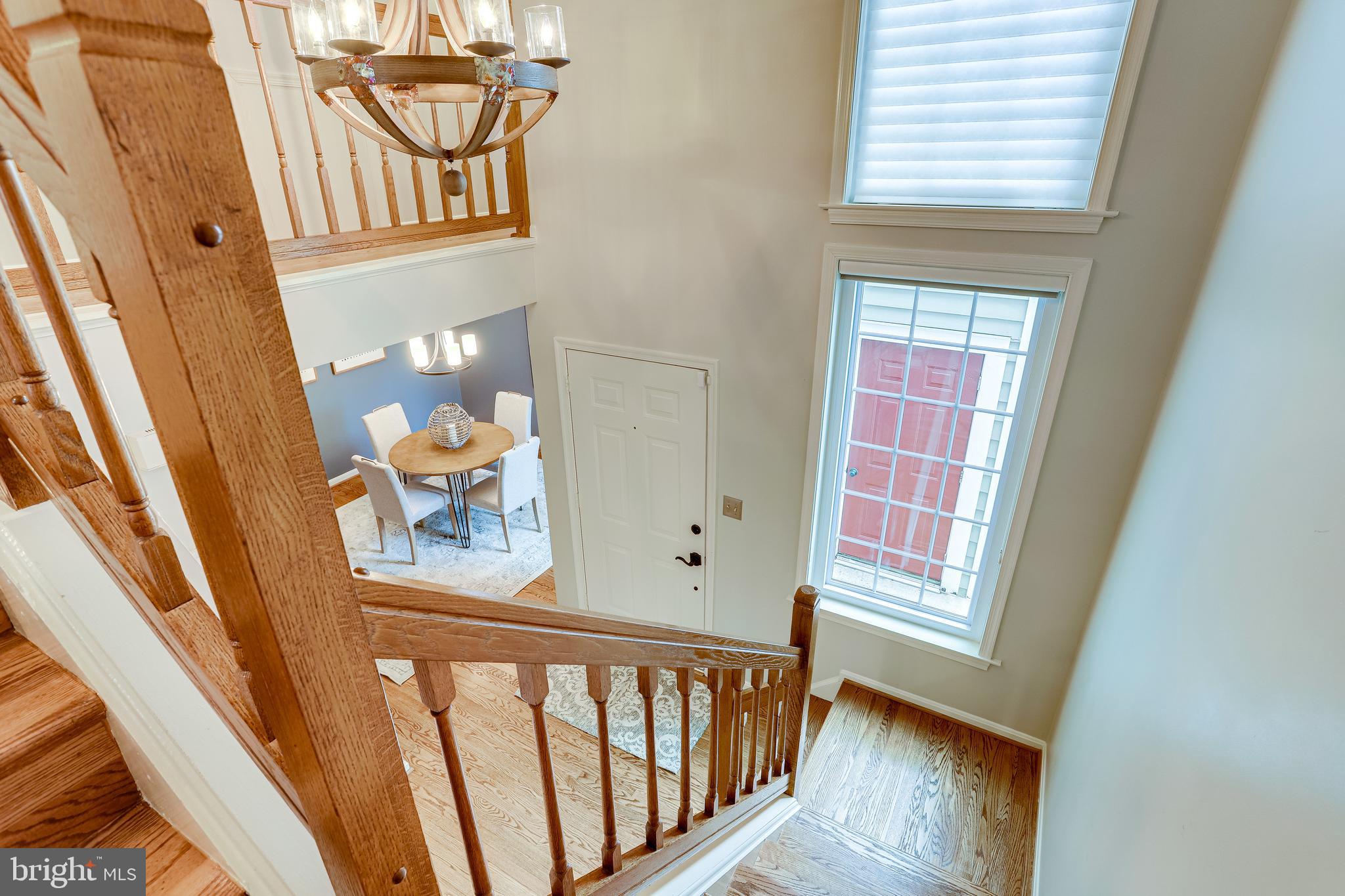 1514 Deer Point Way Reston, VA 20194 - Photo 30 of 81 2 story Foyer