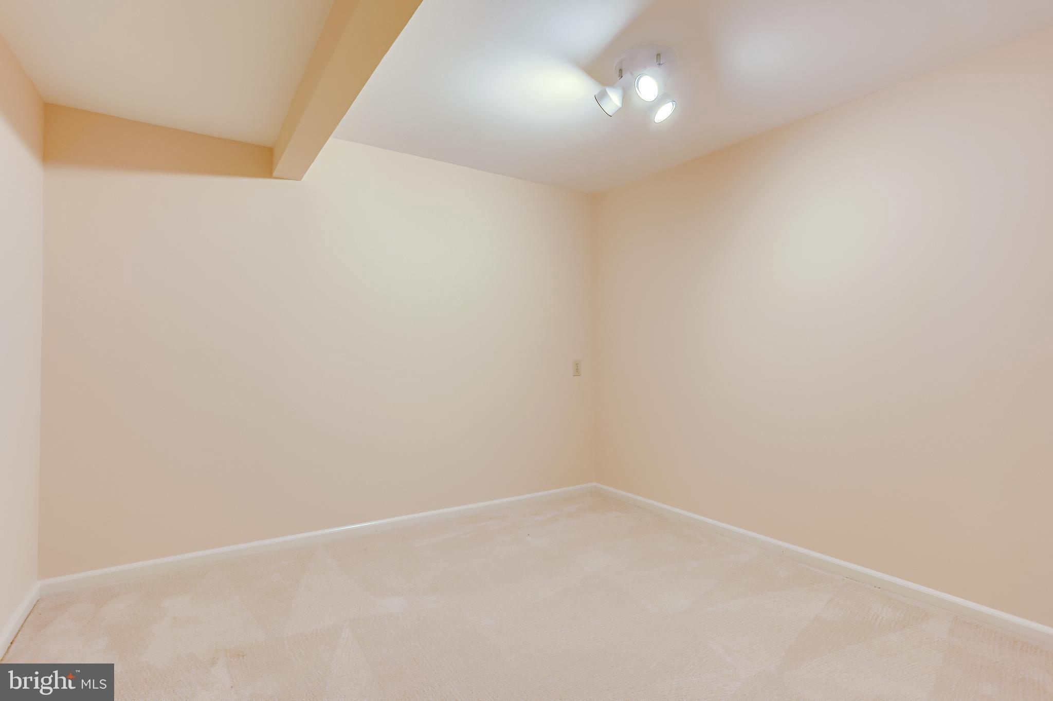 1514 Deer Point Way Reston, VA 20194 - Photo 69 of 81 Lower level Finished Den or Exercise Room - Office