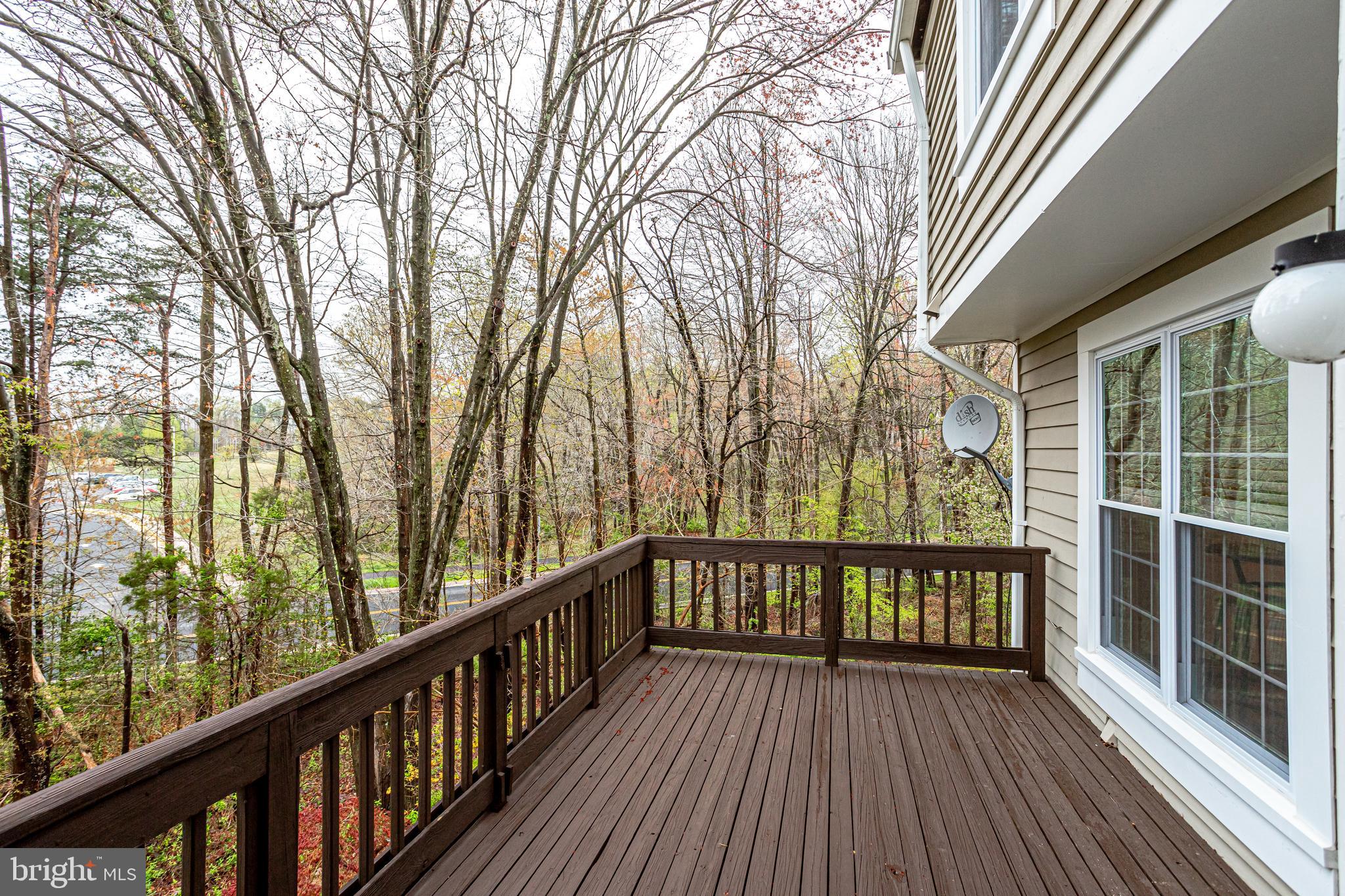 1514 Deer Point Way Reston, VA 20194 - Photo 9 of 81