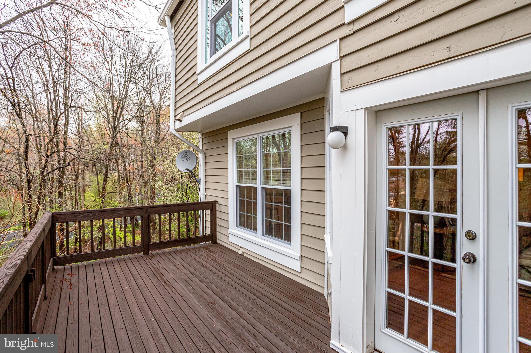1514 Deer Point Way Reston, VA 20194 - Photo 10 of 81