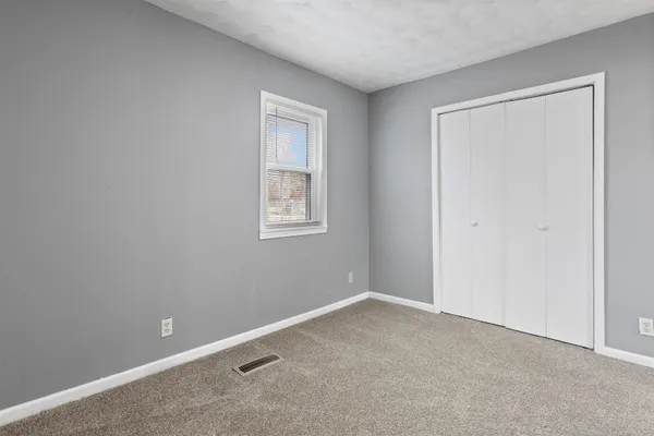$179,900 | 128 8th Street, Rochelle, IL 61068