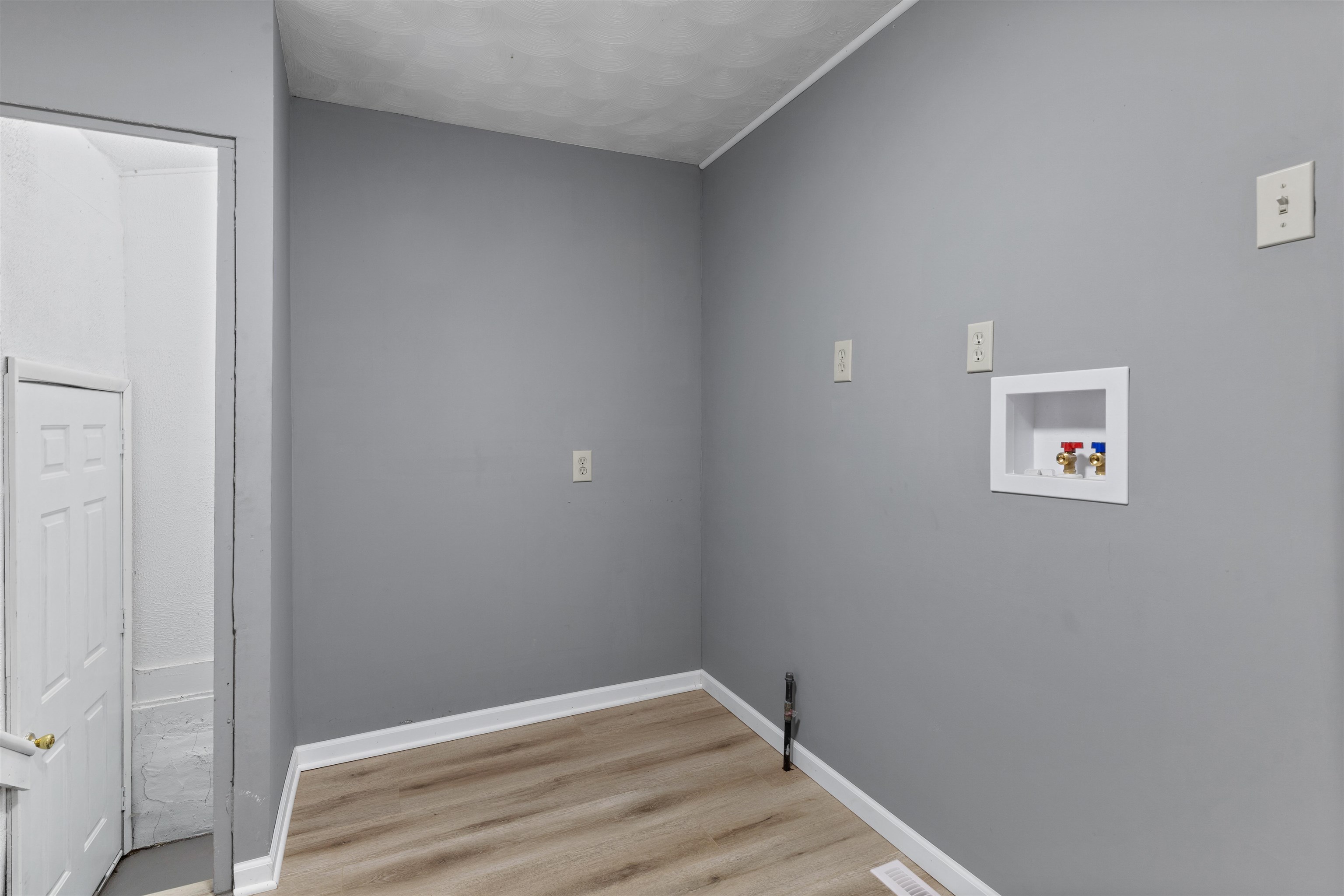 128 8th Street Rochelle, IL 61068 - Photo 29 of 38