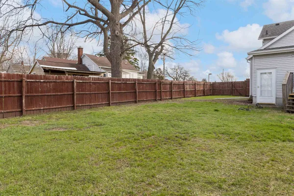 $179,900 | 128 8th Street, Rochelle, IL 61068