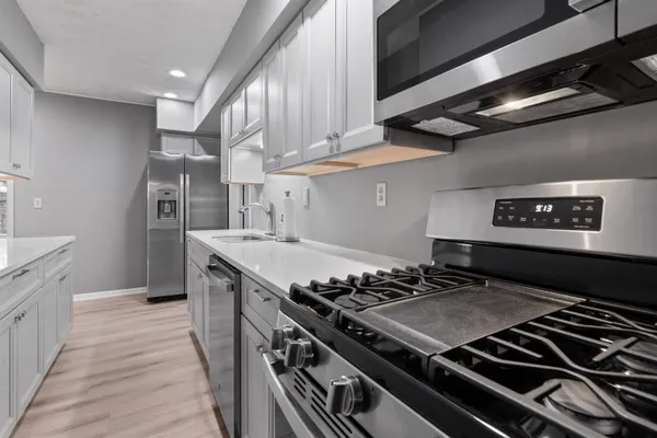 $179,900 | 128 8th Street, Rochelle, IL 61068