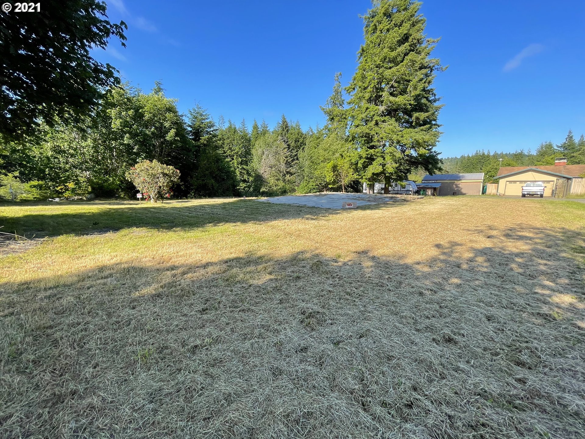 63197 East Port Road Coos Bay, OR 97420 - Photo 9 of 17 Gallery Image 9