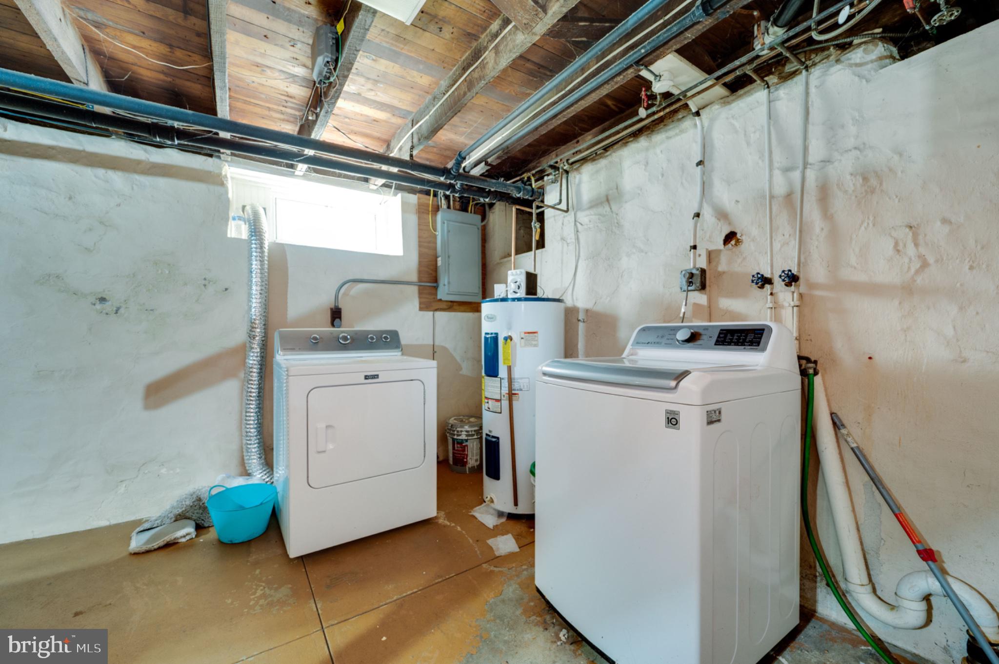 1448 Luzerne Street Reading, PA 19601 - Photo 25 of 32 Functional laundry space in the basement.