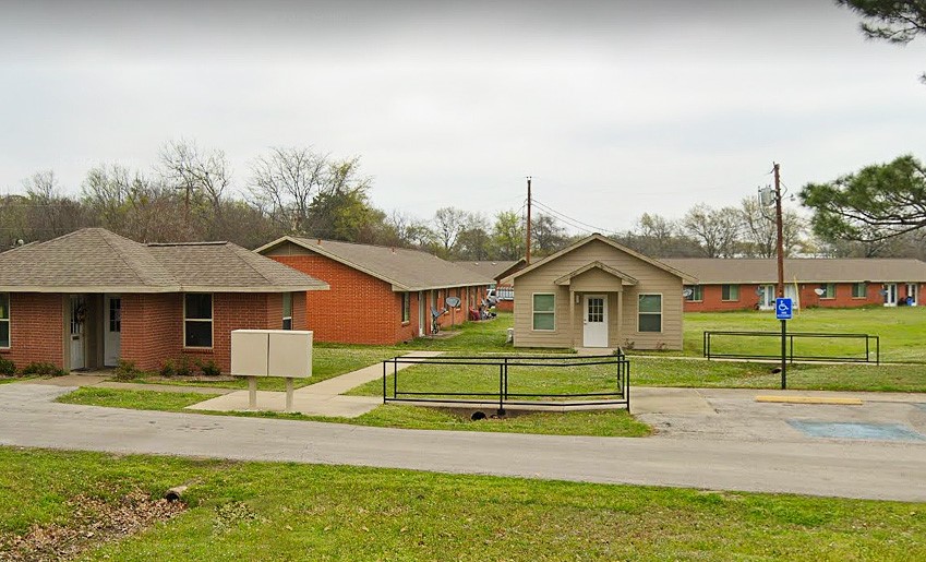 503 Crooked Creek Road Edgewood, TX 75117 - Photo 3 of 8