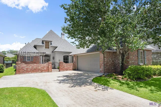 $425,000 | 19537 South Harrells Ferry Road, Baton Rouge, LA 70816