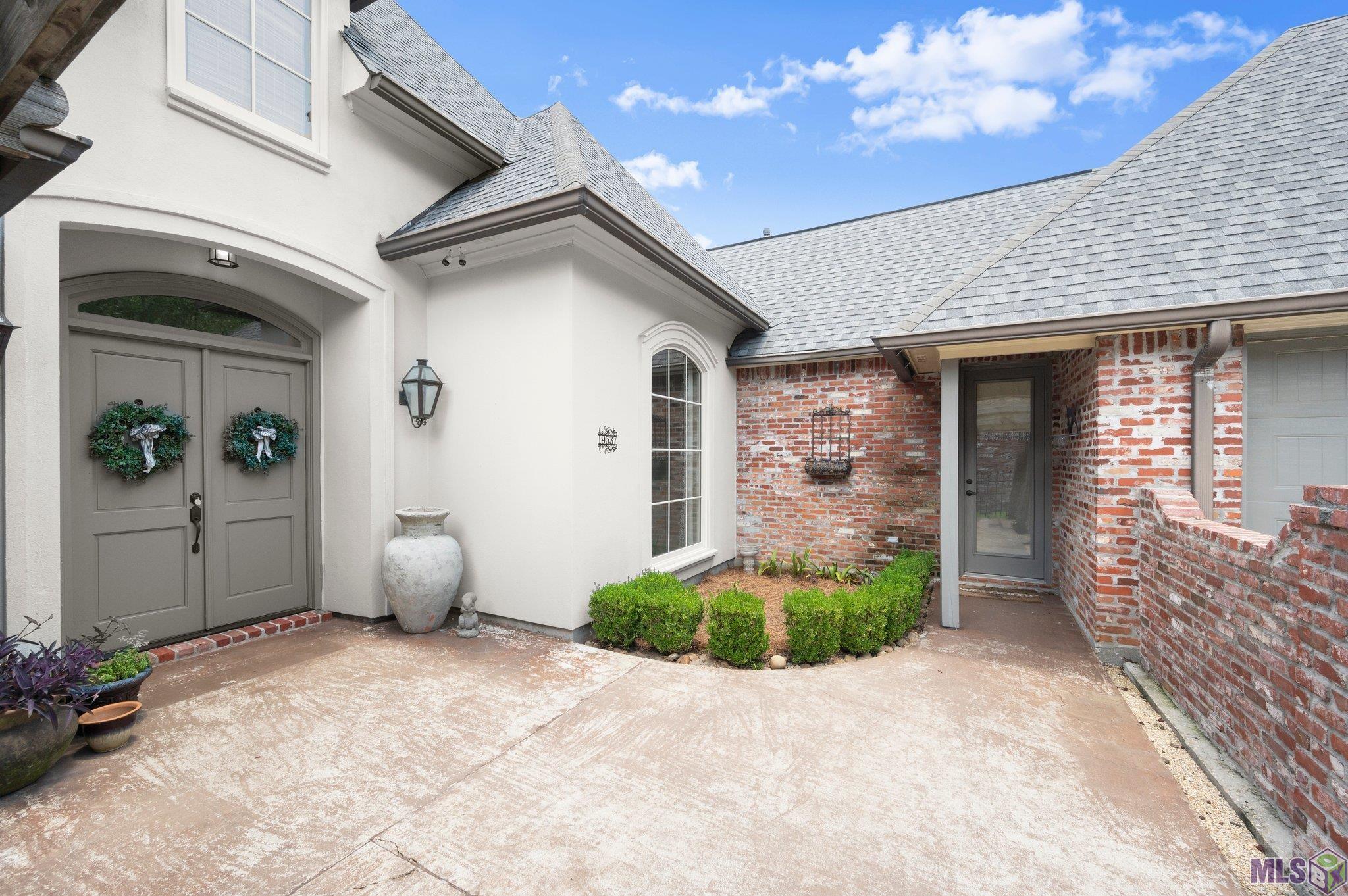 19537 South Harrells Ferry Road Baton Rouge, LA 70816 - Photo 2 of 38