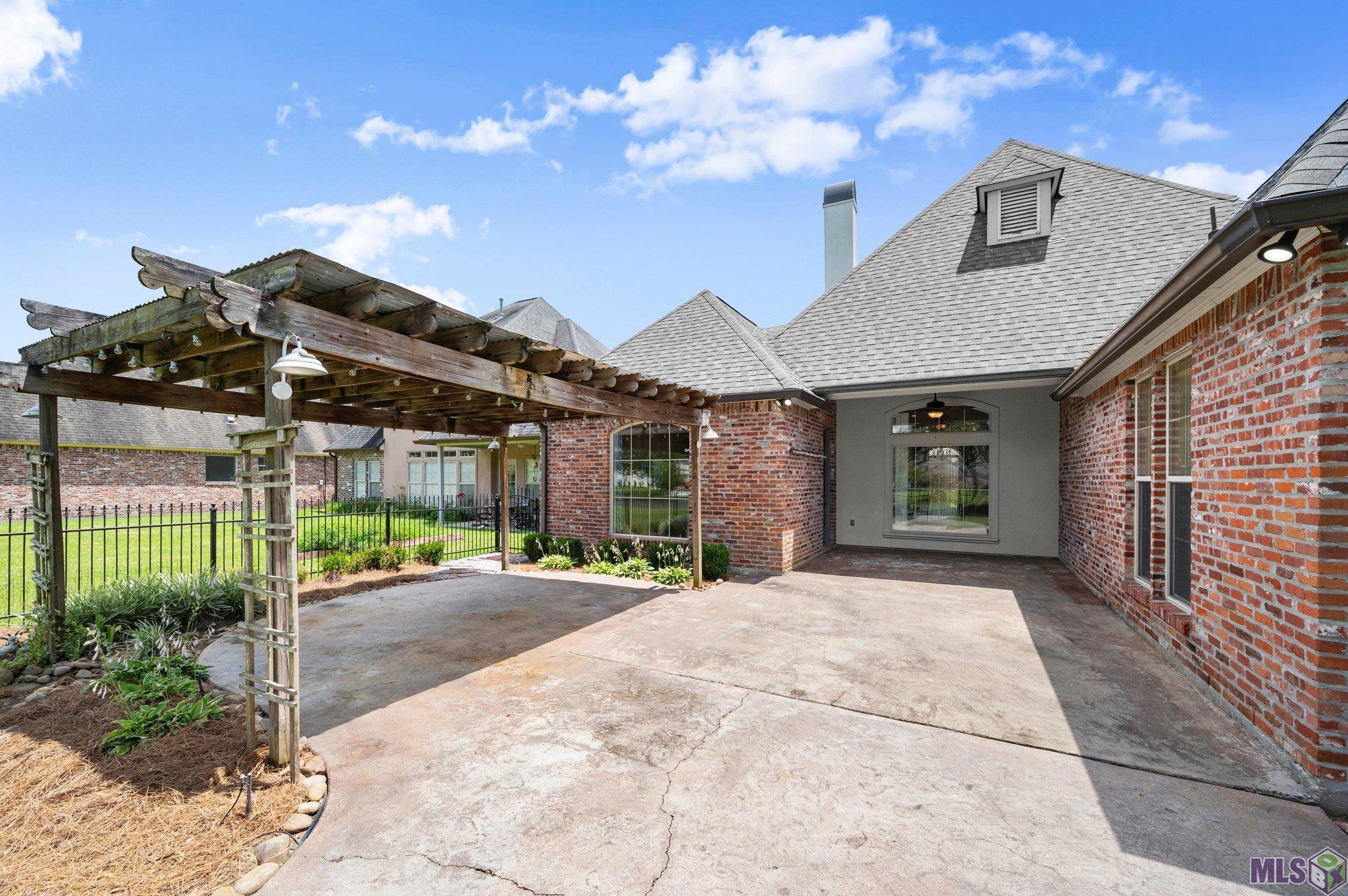 19537 South Harrells Ferry Road Baton Rouge, LA 70816 - Photo 33 of 38