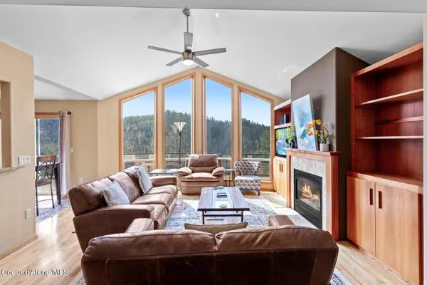$1,100,000 | 3700 East Fernan Hill Road, Coeur D'Alene, ID 83814