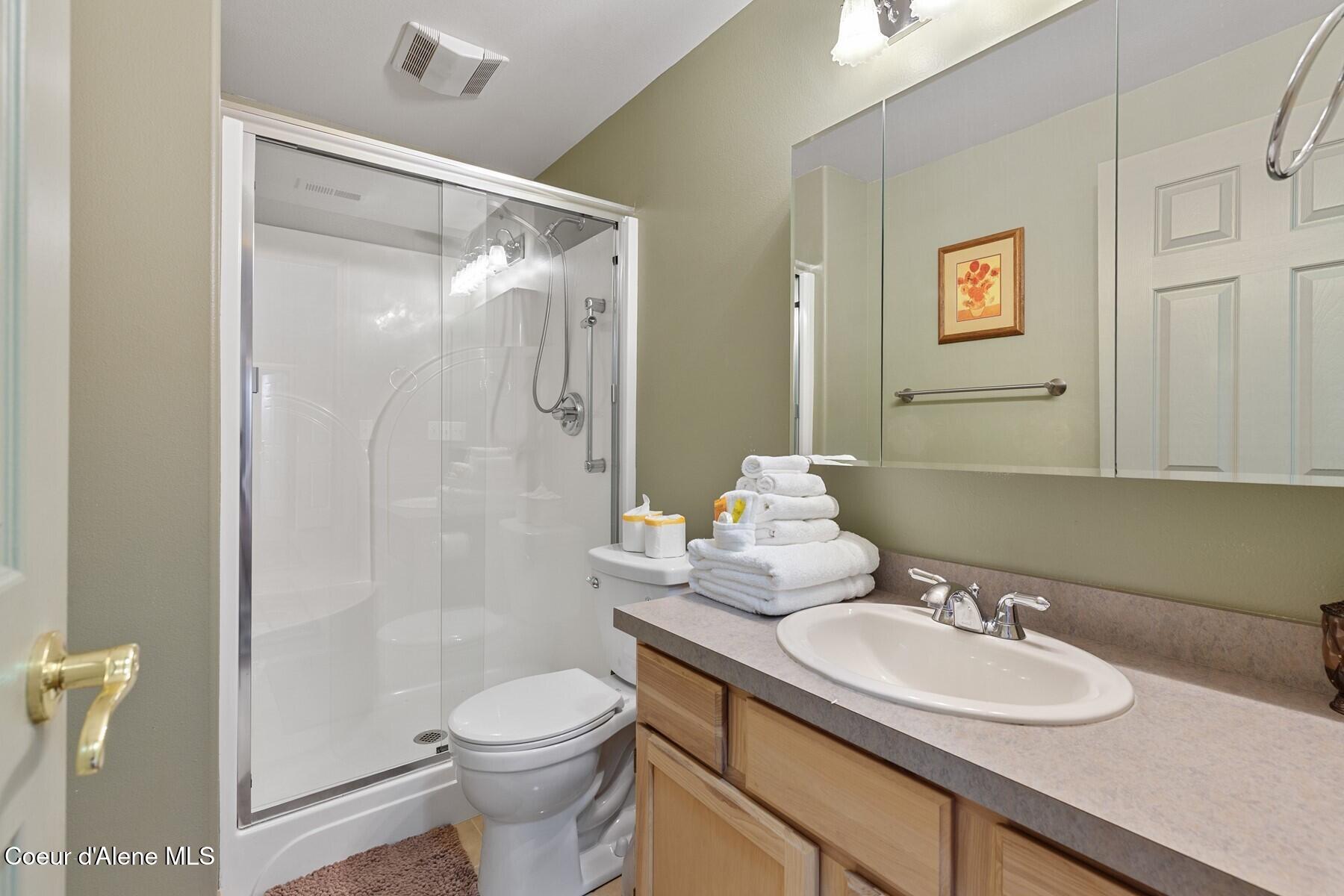 3700 East Fernan Hill Road Coeur D'Alene, ID 83814 - Photo 29 of 48 Lower Level Bathroom