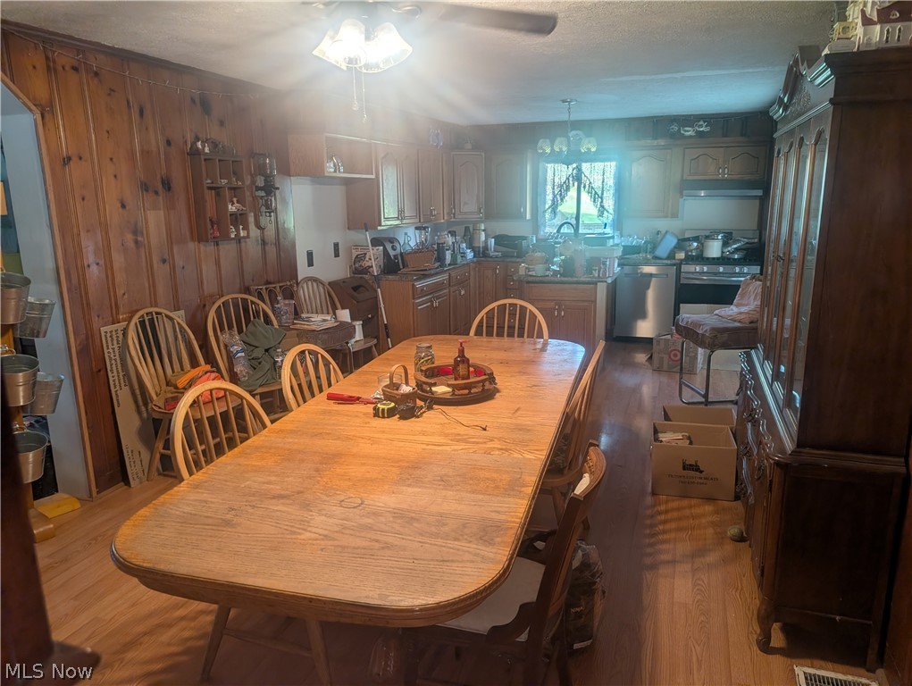 2011 Gordon Road Northwest Dover, OH 44622 - Photo 33 of 50