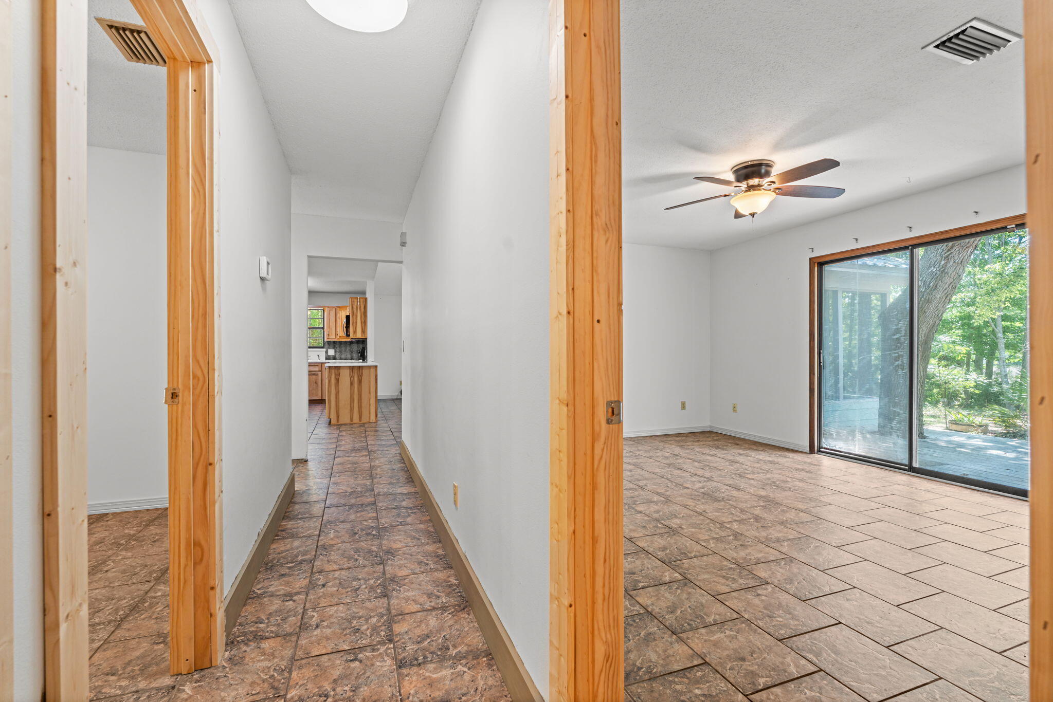 722 Mallet Bayou Road Freeport, FL 32439 - Photo 21 of 47 21-web-or-mls-722 Mallet-21