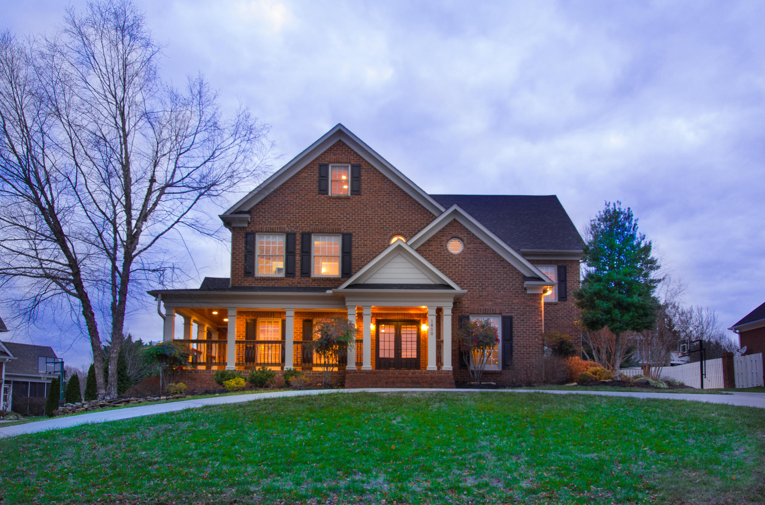 1850 Greywell Road Knoxville, TN 37922 - Photo 1 of 38 Front elevation