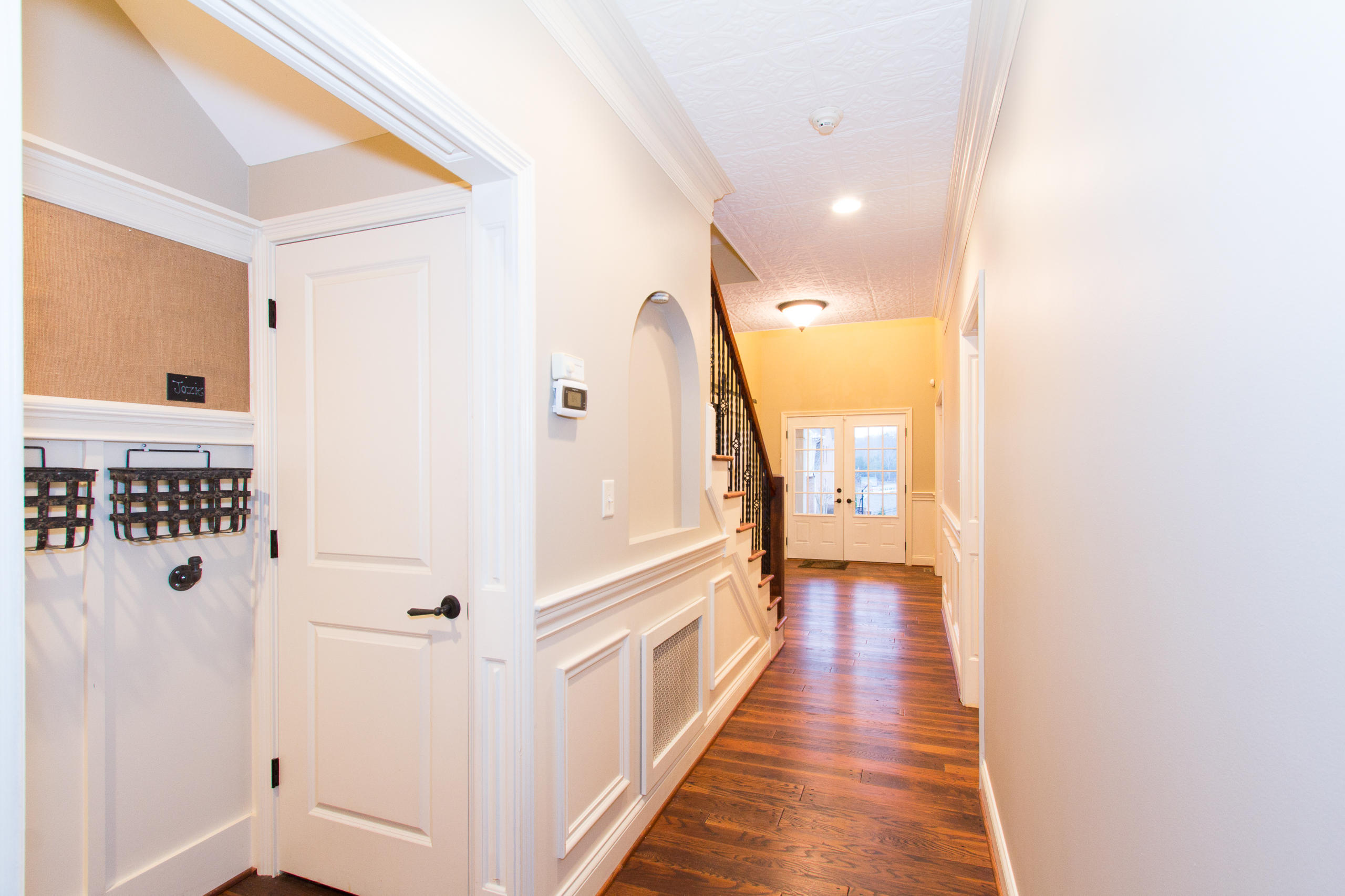 1850 Greywell Road Knoxville, TN 37922 - Photo 11 of 38 Family room to front of home