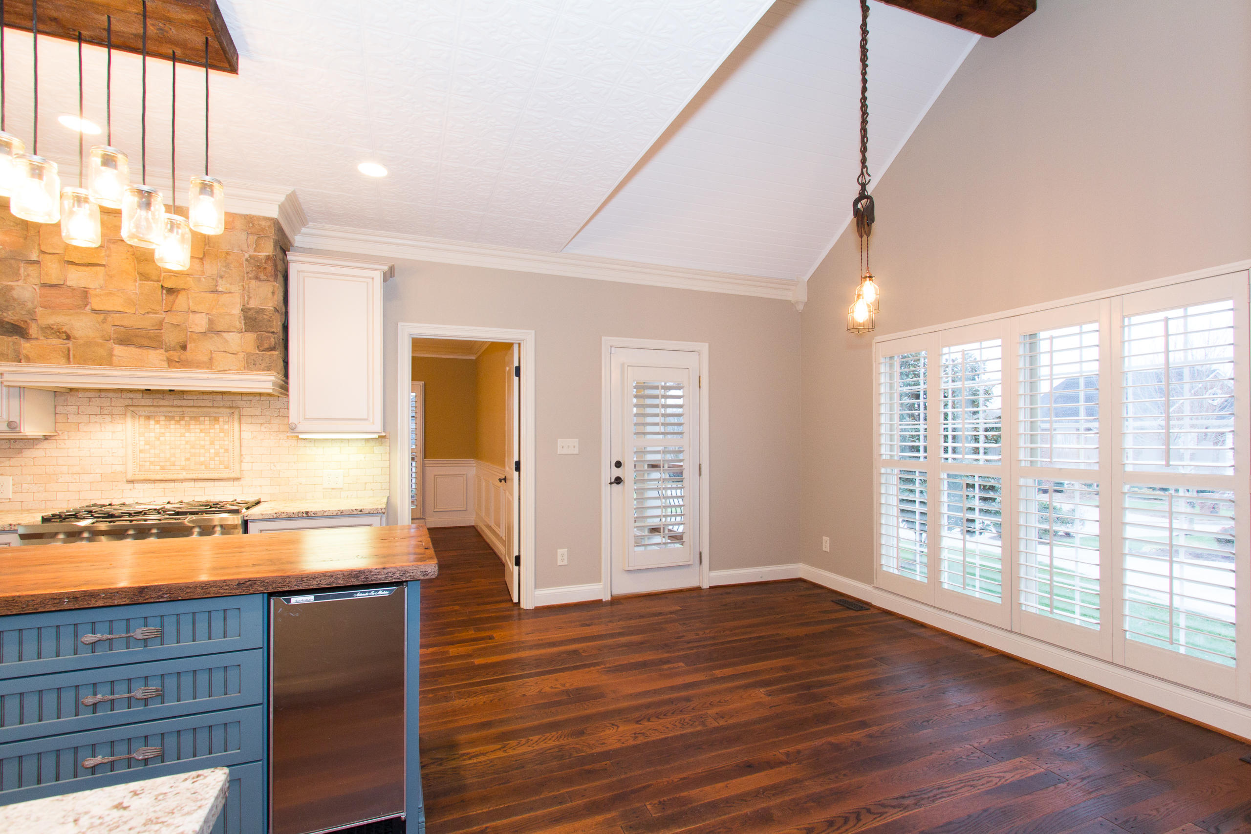 1850 Greywell Road Knoxville, TN 37922 - Photo 19 of 38 Eat in dining from Family room