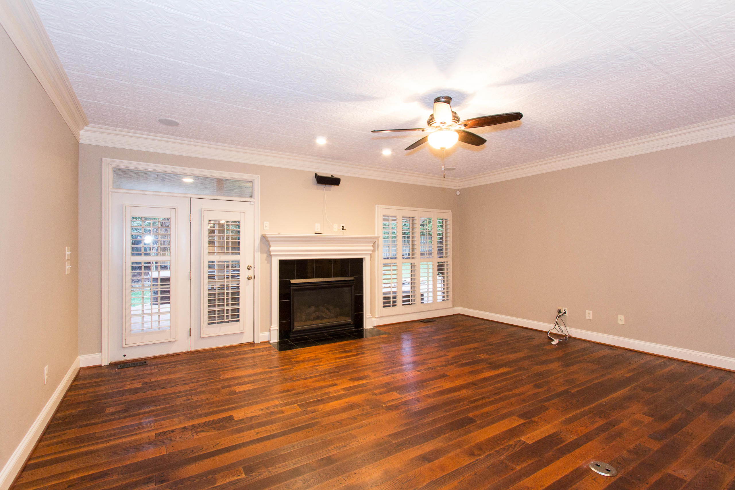 1850 Greywell Road Knoxville, TN 37922 - Photo 20 of 38 Family room w/gas fireplace