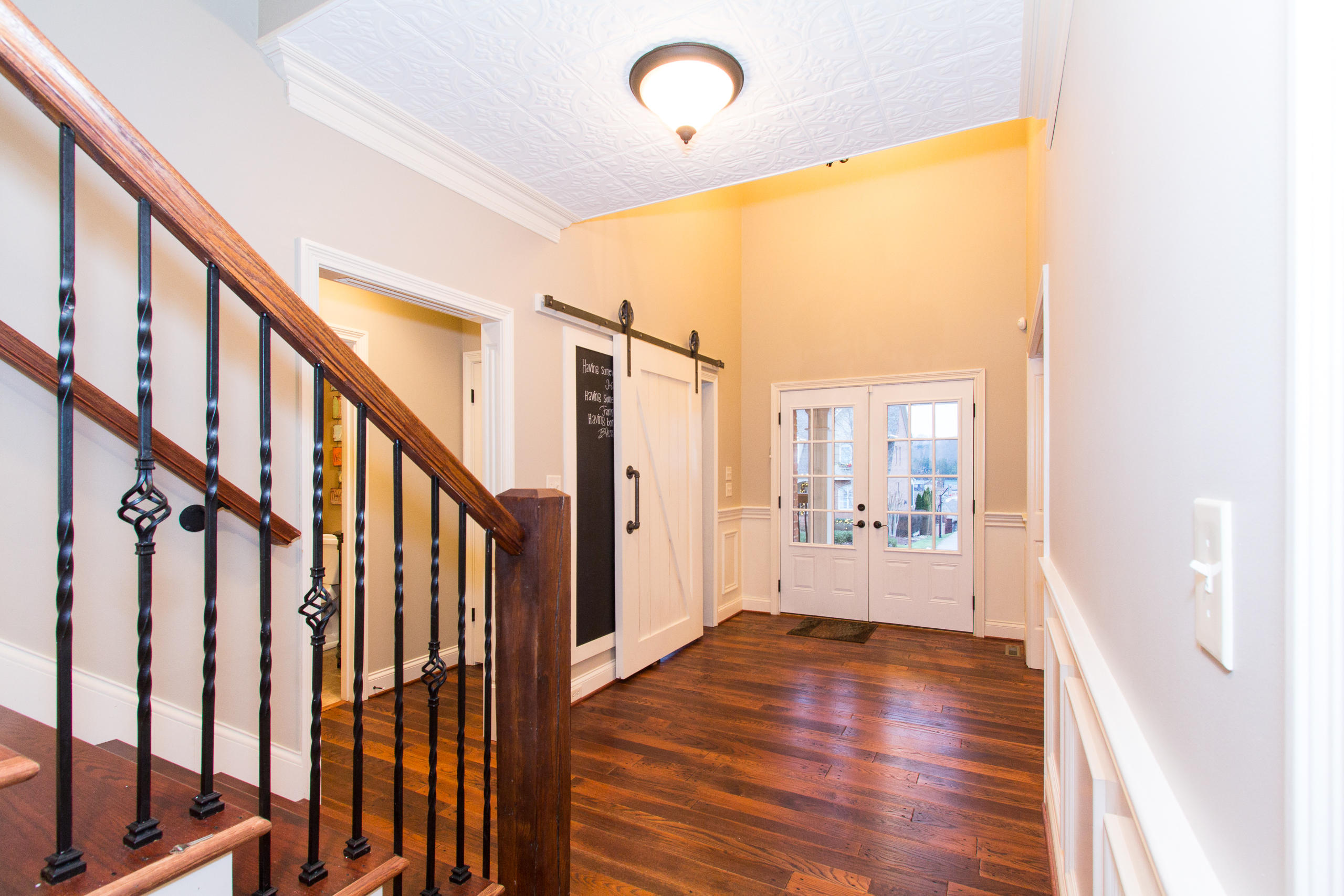 1850 Greywell Road Knoxville, TN 37922 - Photo 10 of 38 Foyer