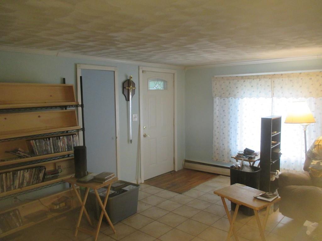 58 Glencoe Street Springfield, MA 01104 - Photo 11 of 19